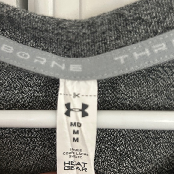 Womens Under Armour T-shirt Gray Medium - Picture 3 of 12